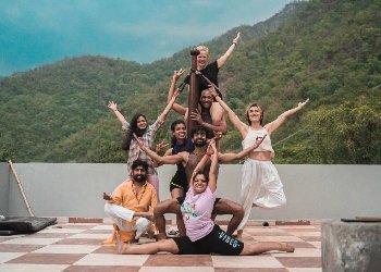 Best Kundalini Yoga course in Rishikesh